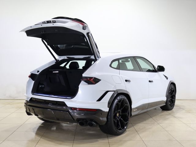 LAMBORGHINI URUS 2024 Image 31