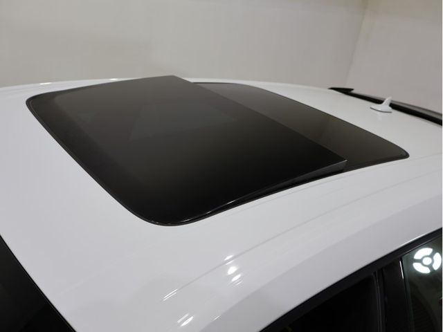 LAMBORGHINI URUS 2024 Image 31