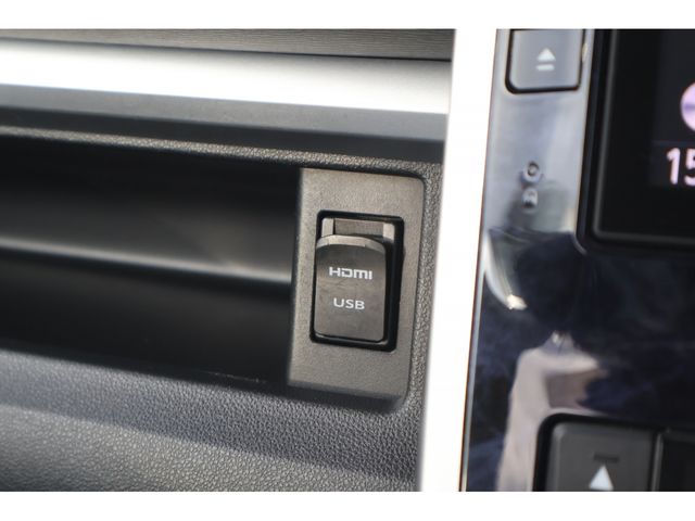 DAIHATSU TANTO CUSTOM 4WD 2017 Image 31