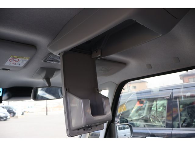 DAIHATSU TANTO CUSTOM 4WD 2017 Image 31