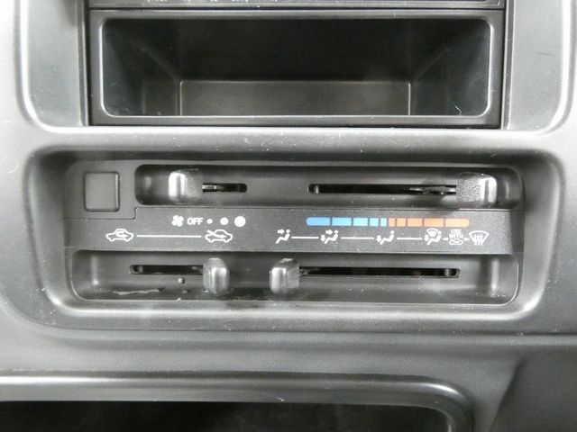 TOYOTA PIXIS TRUCK 4WD 2014 Image 31