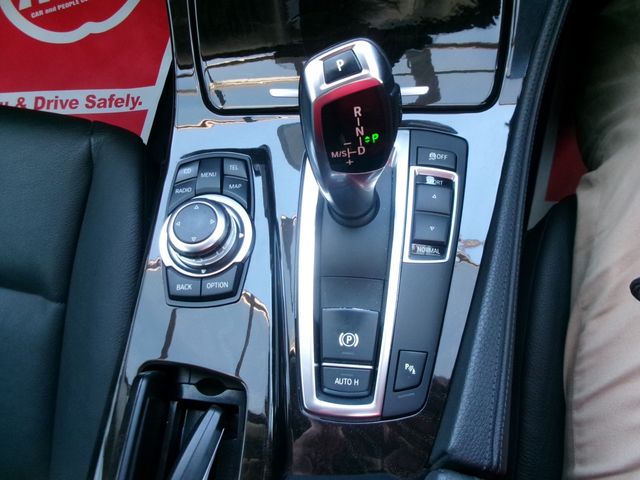 BMW 5SERIES SEDAN 2010 Image 31