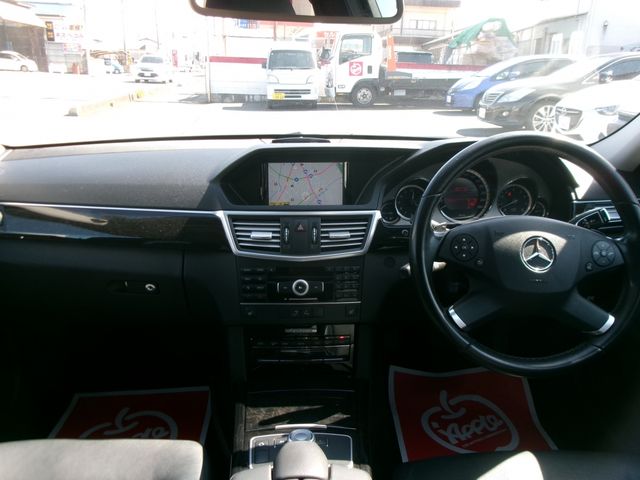 MERCEDES BENZ E CLAS 2011 Image 31