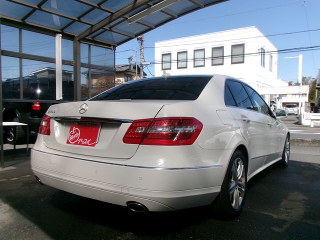 MERCEDES BENZ E CLAS 2011 Image 31