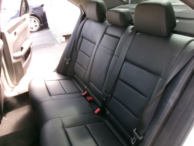 MERCEDES BENZ E CLAS 2011 Image 31