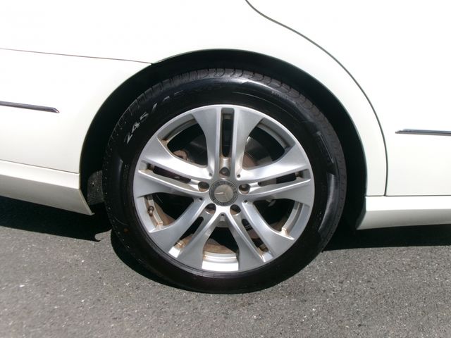 MERCEDES BENZ E CLAS 2011 Image 31