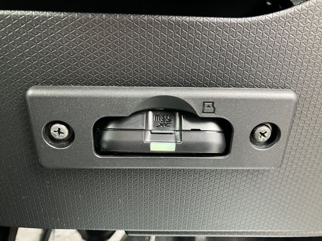 DAIHATSU TANTO 4WD 2021 Image 31