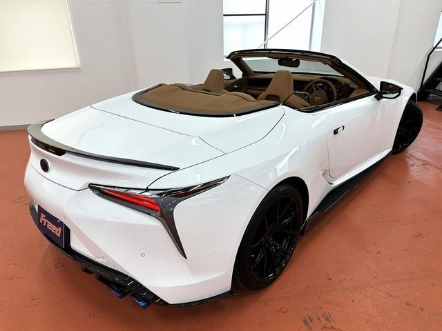 TOYOTA LEXUS LC500 CONVERTI 2022 Image 31