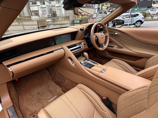 TOYOTA LEXUS LC500 CONVERTI 2022 Image 31