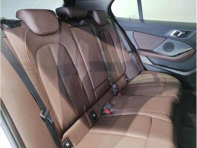 BMW 1SERIES 2024 Image 31