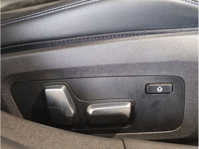 BMW 3SERIES SEDAN 2019 Image 31