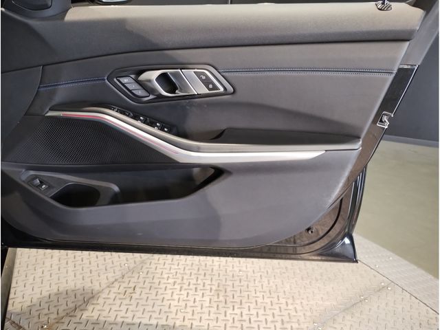 BMW 3SERIES SEDAN 2019 Image 31