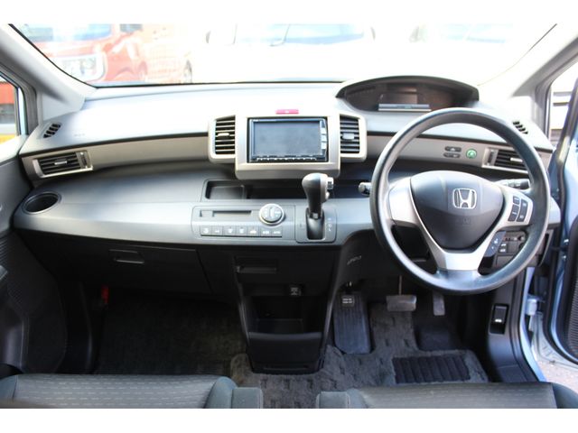 HONDA FREED SPIKE HYBRID 2012 Image 31