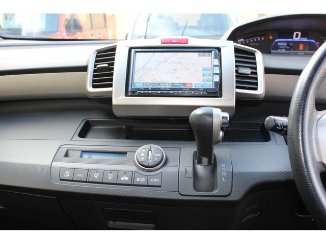 HONDA FREED SPIKE HYBRID 2012 Image 31