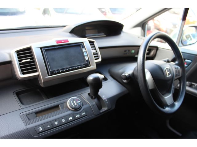 HONDA FREED SPIKE HYBRID 2012 Image 31