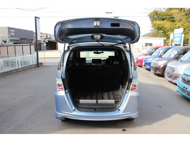 HONDA FREED SPIKE HYBRID 2012 Image 31