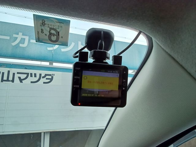 MAZDA DEMIO 2016 Image 31