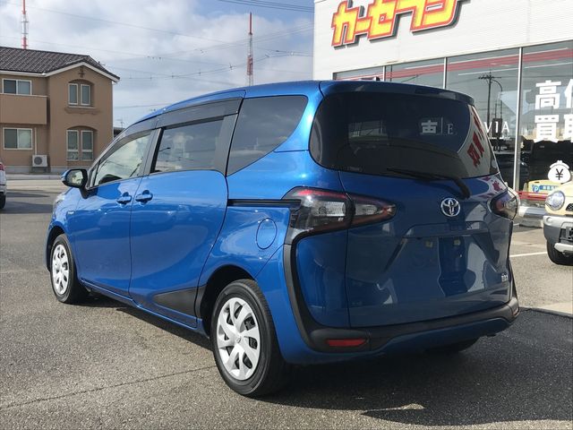 TOYOTA SIENTA HYBRID 2018 Image 31