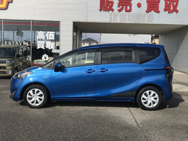 TOYOTA SIENTA HYBRID 2018 Image 31