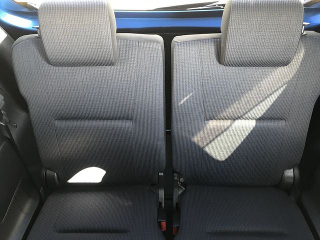 TOYOTA SIENTA HYBRID 2018 Image 31