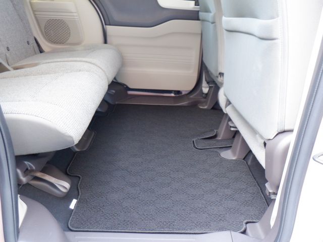 HONDA N BOX 2019 Image 31