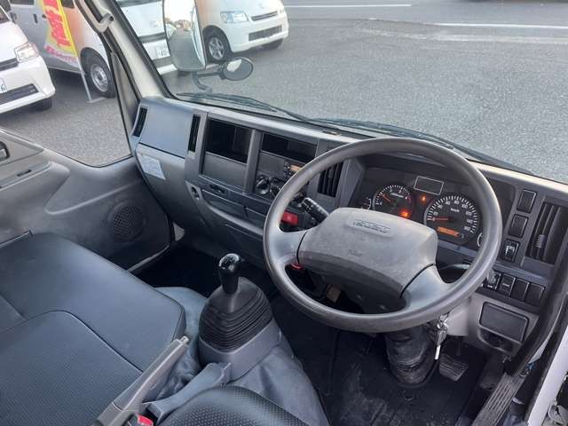 ISUZU ELF 2017 Image 31