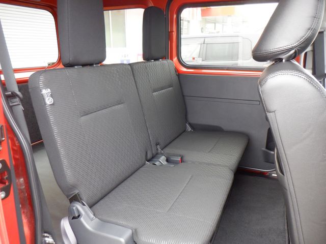 TOYOTA PIXIS VAN 2023 Image 31