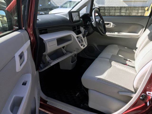 DAIHATSU MOVE 2015 Image 31