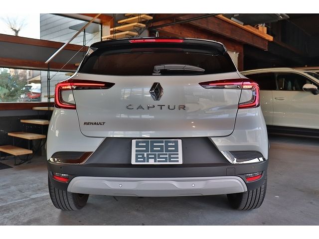 RENAULT CAPTUR 2023 Image 31