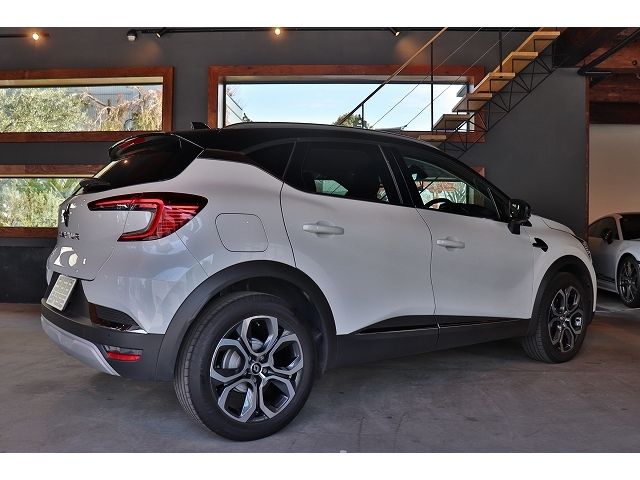 RENAULT CAPTUR 2023 Image 31