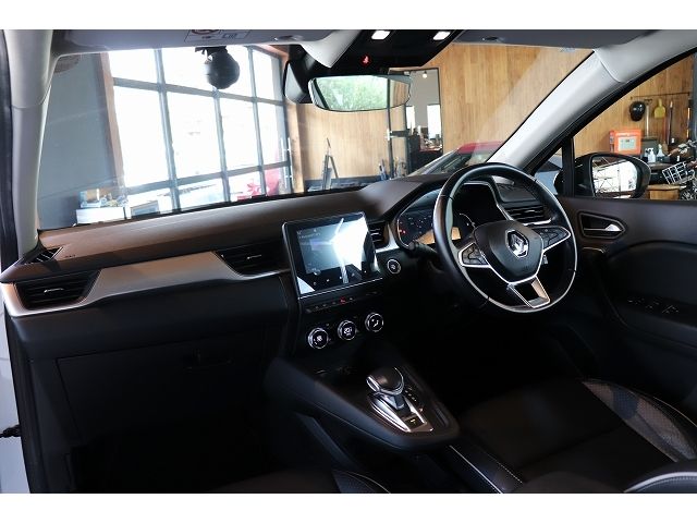 RENAULT CAPTUR 2023 Image 31