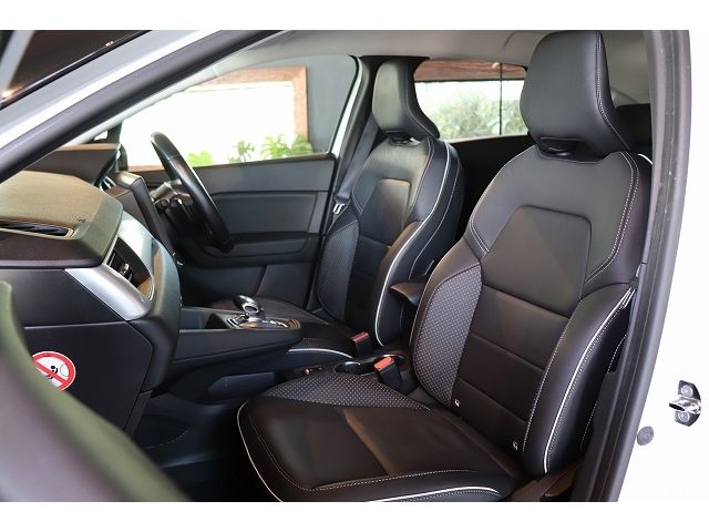 RENAULT CAPTUR 2023 Image 31