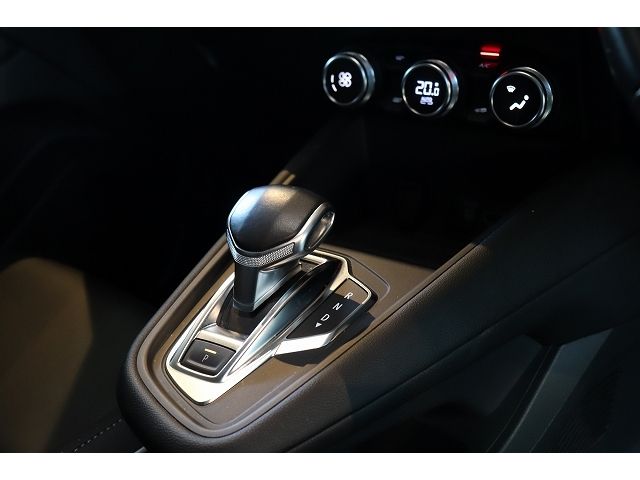 RENAULT CAPTUR 2023 Image 31