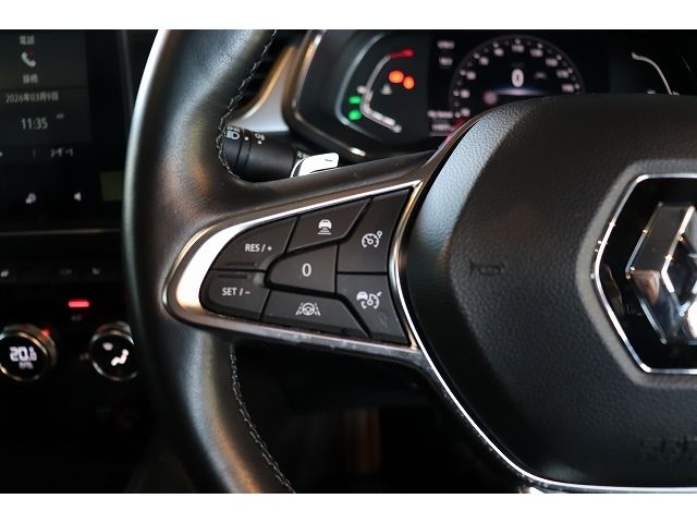 RENAULT CAPTUR 2023 Image 31