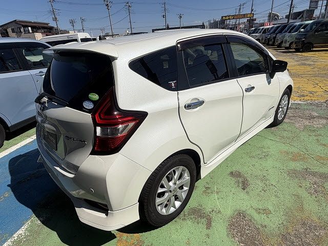 NISSAN NOTE 2017 Image 31