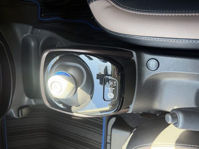 NISSAN NOTE 2017 Image 31