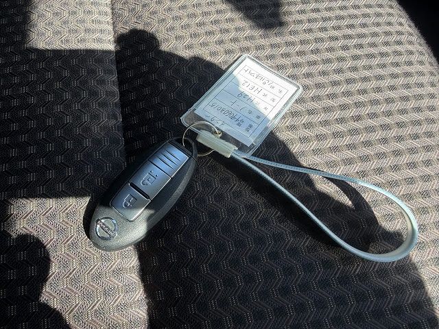 NISSAN NOTE 2017 Image 31