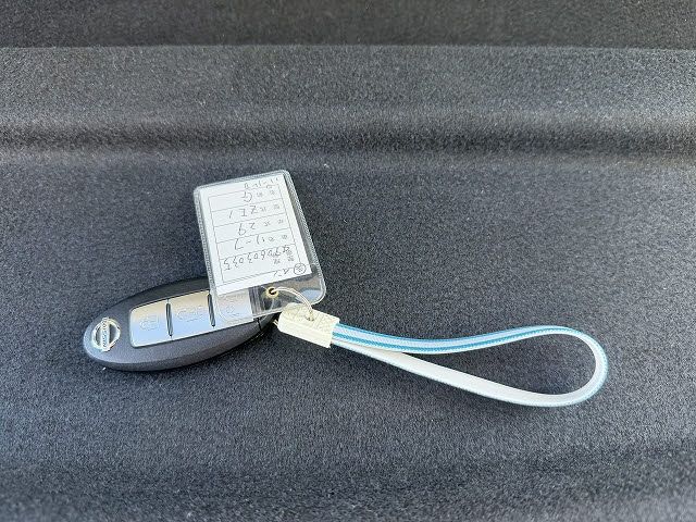 NISSAN LEAF 2017 Image 31