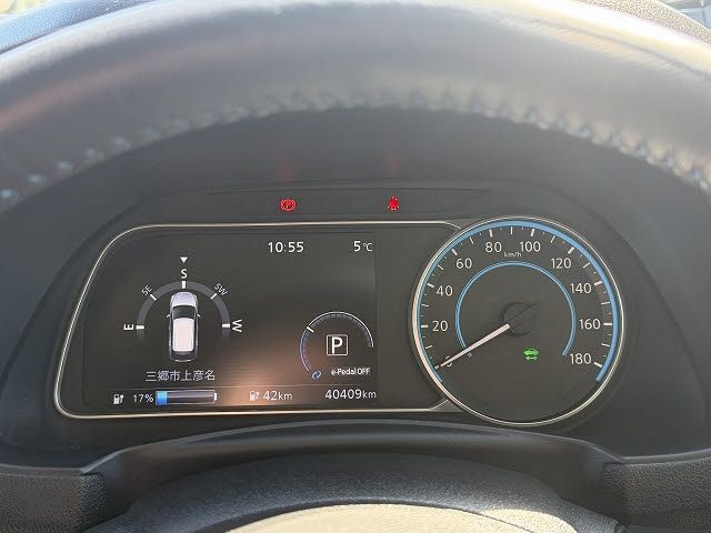 NISSAN LEAF 2017 Image 31