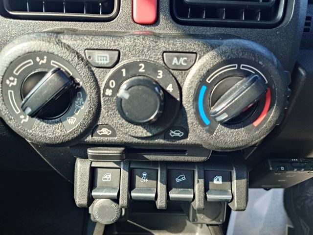 SUZUKI JIMNY 4WD 2020 Image 31