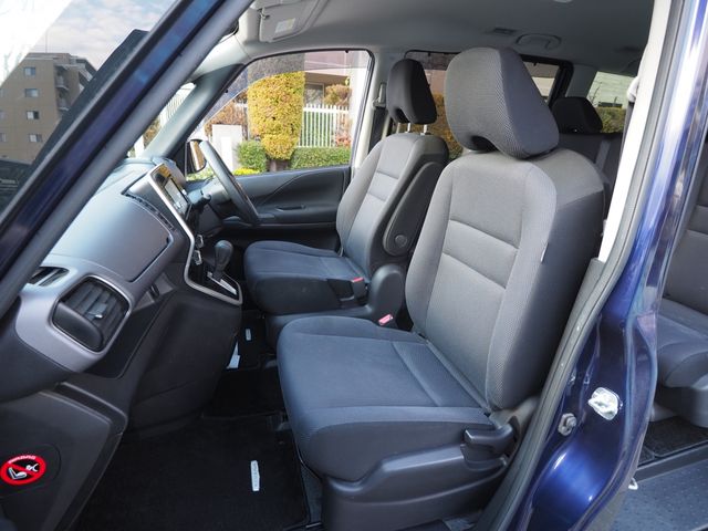 NISSAN SERENA  S-HYBRID 2017 Image 31