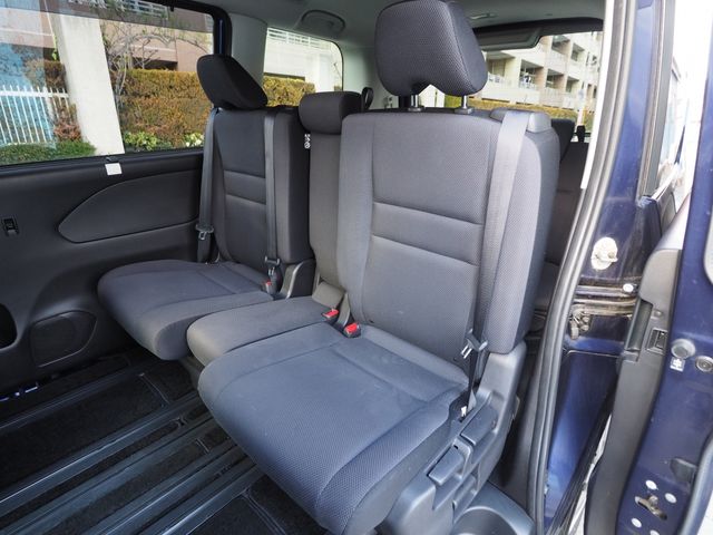 NISSAN SERENA  S-HYBRID 2017 Image 31