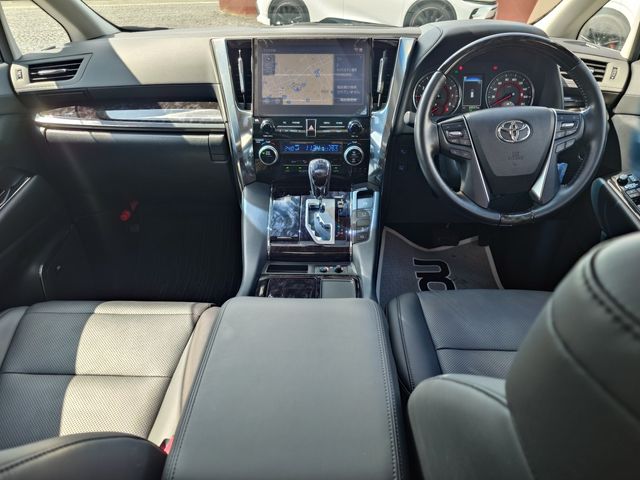 TOYOTA ALPHARD 2021 Image 31