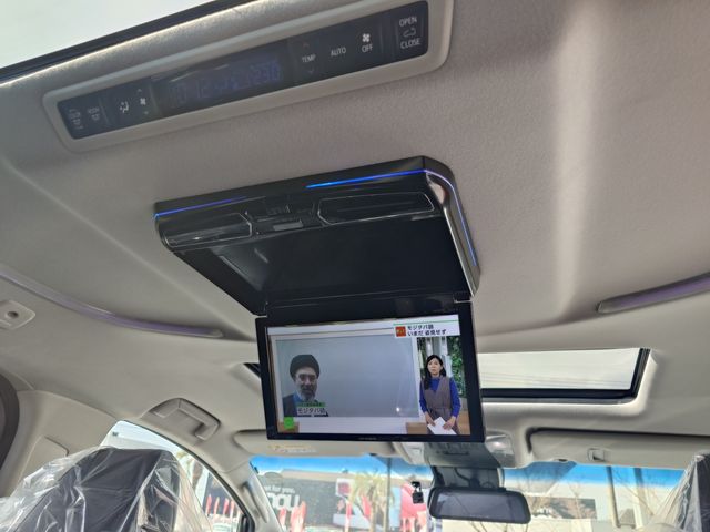 TOYOTA ALPHARD 2019 Image 31