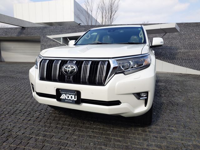 TOYOTA LANDCRUISER PRADO 2024 Image 31