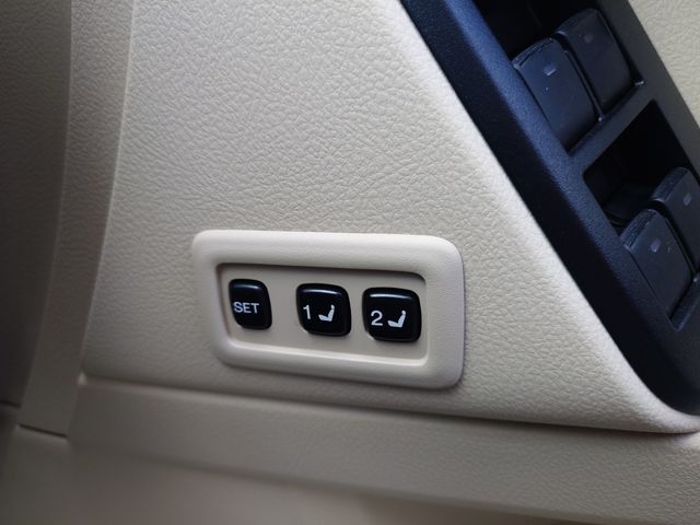 TOYOTA LANDCRUISER PRADO 2024 Image 31