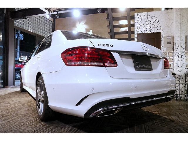 MERCEDES BENZ E CLAS 2014 Image 31