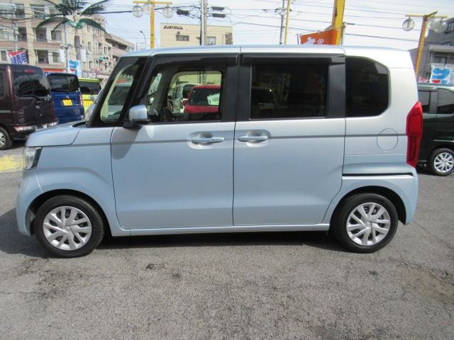 HONDA N BOX 2017 Image 31