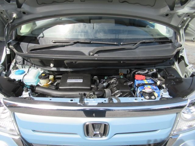 HONDA N BOX 2017 Image 31