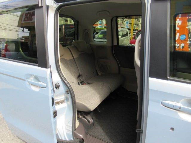 HONDA N BOX 2017 Image 31